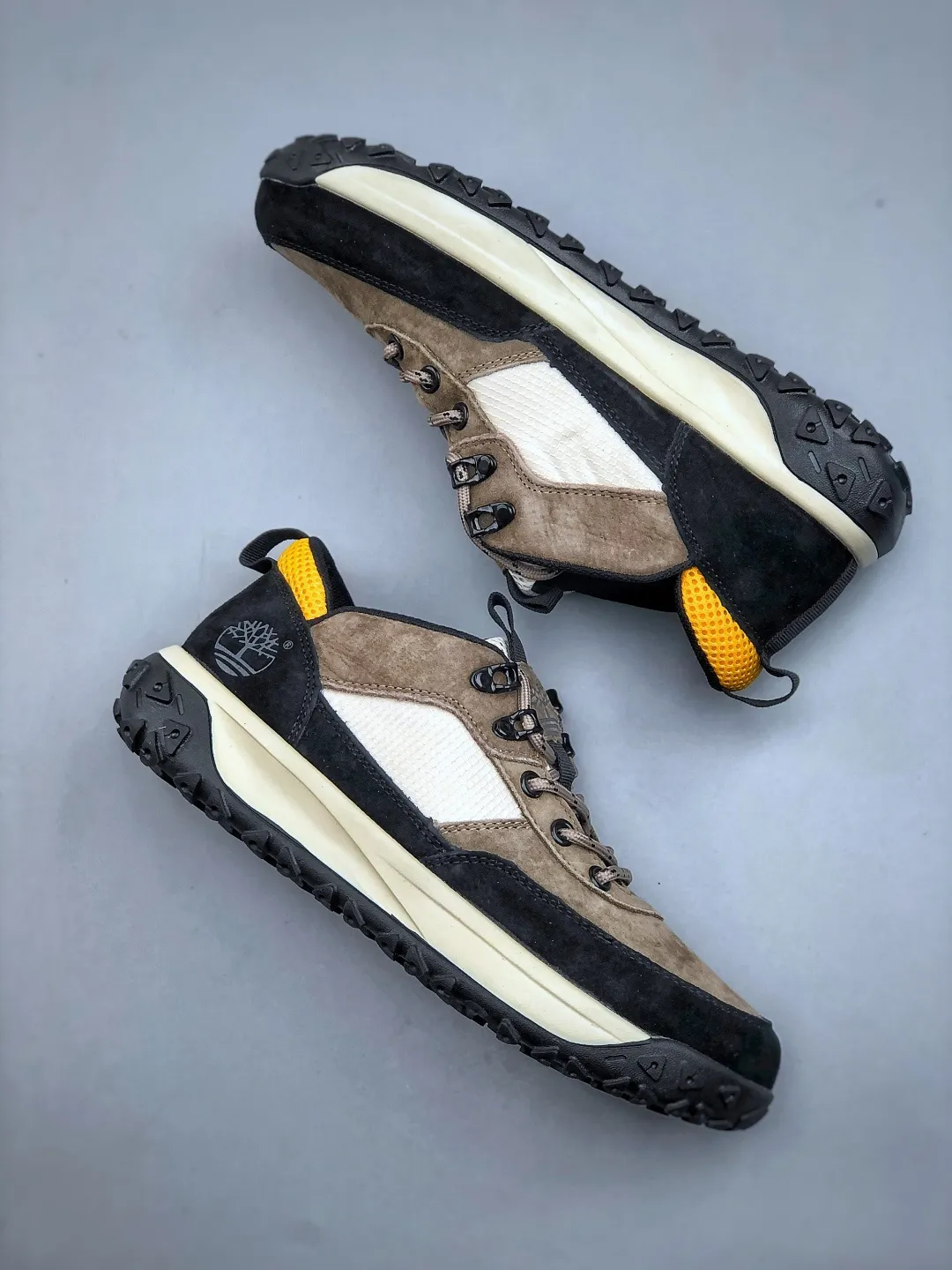 Welfare special offer 💰360 New arrivals 🚀Timberland Timberland outdoor low-top casual shoes series Guangdong factory quality Original box original packaging 25ss new fashion trend matching The fabric is made of Italian 🇮🇹 top matte fine-grained cowhide with anti-odor and anti-corrosion genuine leather latex insoles to give you a perfect wearing experience High quality and durable, a must-have for sportsmen Specially designed to not look handsome High-quality and first-class foot feel Size: 39-44